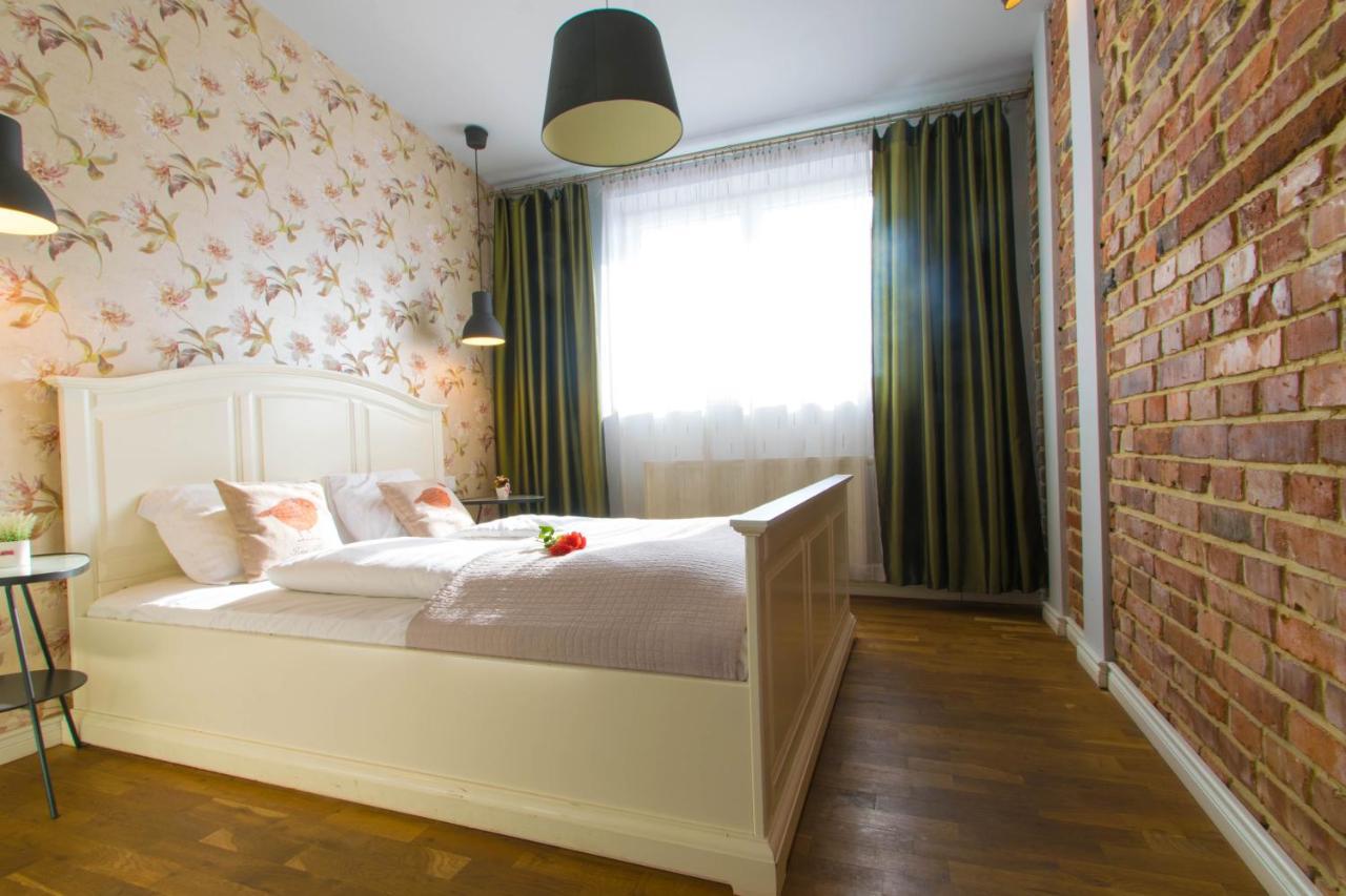 Old Town Apartments Krupnicza Краков Экстерьер фото