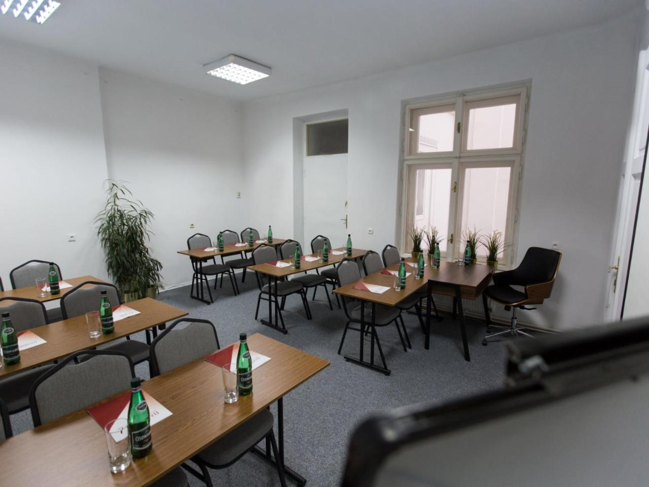 Old Town Apartments Krupnicza Краков Экстерьер фото